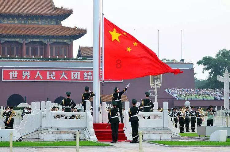 摆动小圆球